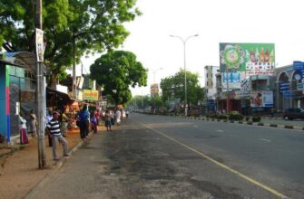 dambulla_city-bus-stand