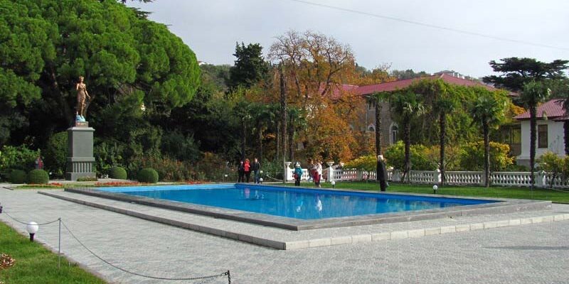 bassein-v-nikite